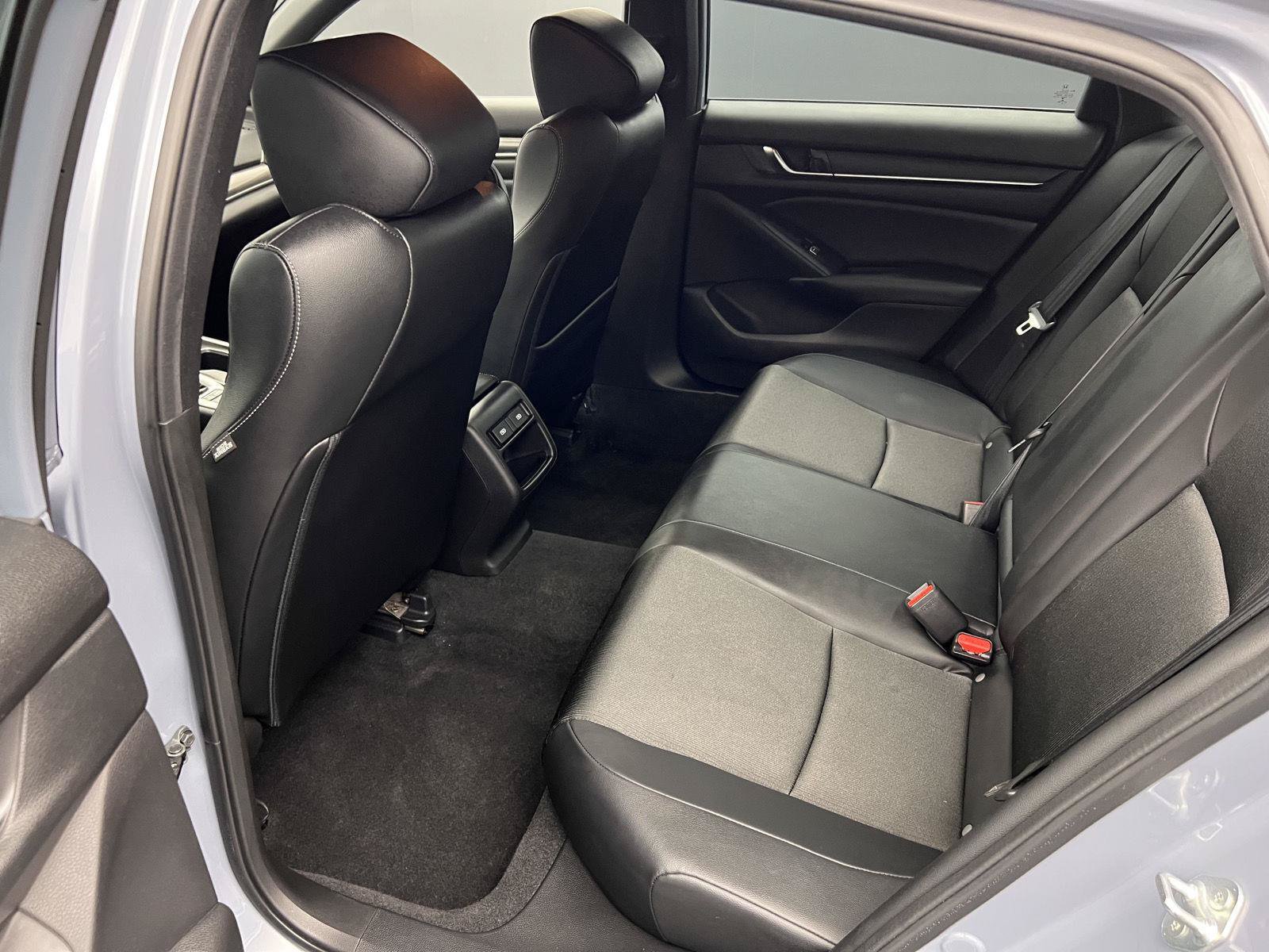 Used 2022 Honda Accord Sport image 30