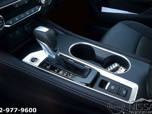 New 2025 Nissan Altima 2.5 SV w/ SV Premium Package image 17