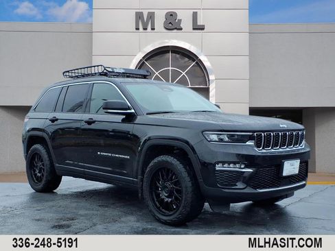 Certified 2025 Jeep Grand Cherokee Limited image 1