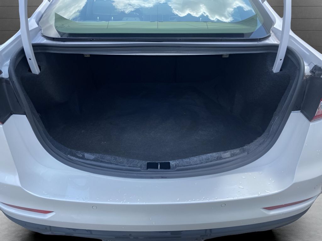 Used 2019 Ford Fusion SEL FWD image 27