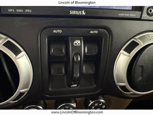 Used 2012 Jeep Wrangler Unlimited Sahara w/ Connectivity Group image 46