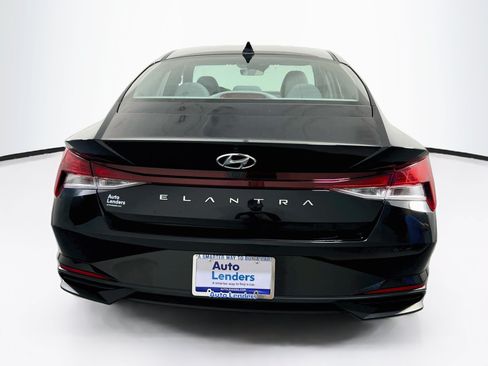 Used 2023 Hyundai Elantra SEL w/ Convenience Package FWD image 6