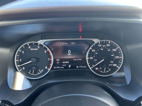 Used 2022 Nissan Rogue SV image 18