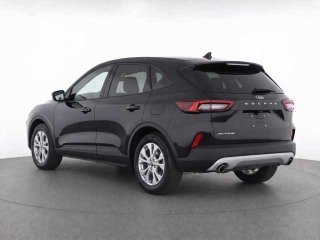 Used 2025 Ford Escape Active FWD image 16