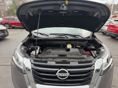 Certified 2022 Nissan Pathfinder SL w/ SL Premium Package image 8