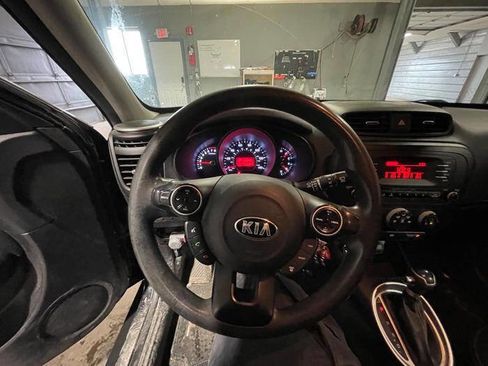Used 2014 Kia Soul + image 34