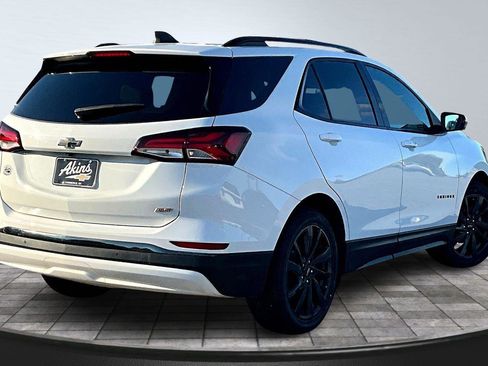 Certified 2022 Chevrolet Equinox RS w/ RS Leather Package image 6