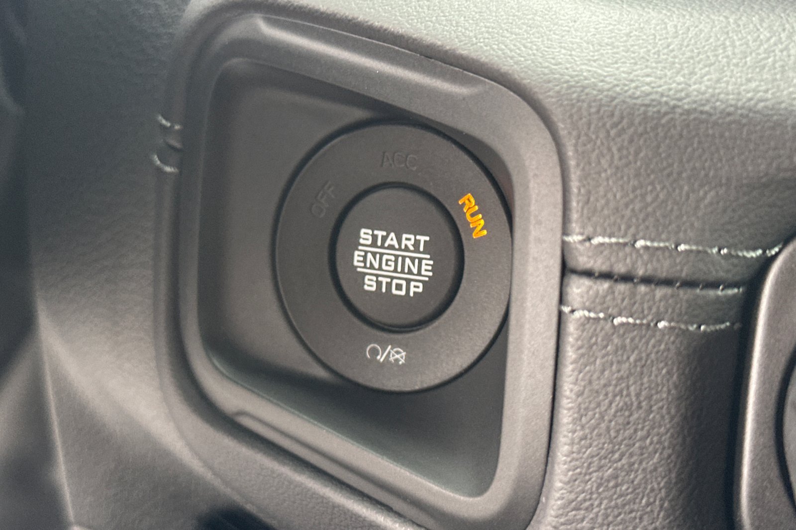 New 2026 Jeep Gladiator Mojave AWD/4WD image 22