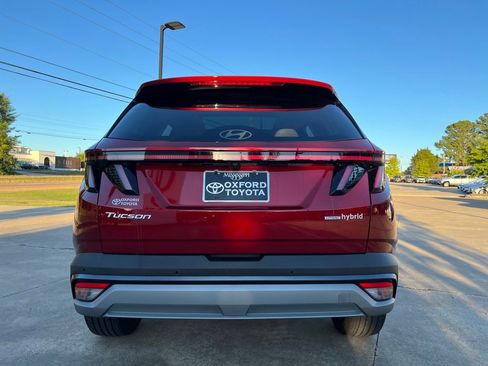 Used 2025 Hyundai Tucson Limited image 32