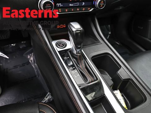 Used 2023 Nissan Sentra SR w/ SR Premium Package image 13