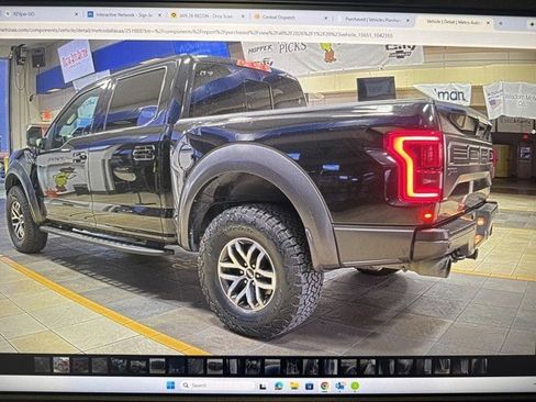 Used 2017 Ford F150 Raptor w/ Equipment Group 802A Luxury image 3