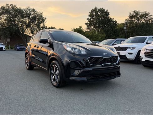 Used 2022 Kia Sportage LX FWD image 1