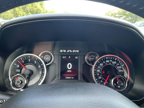 Used 2019 RAM 1500 Big Horn AWD/4WD image 15