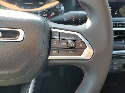 Used 2023 Jeep Compass Trailhawk AWD/4WD image 20