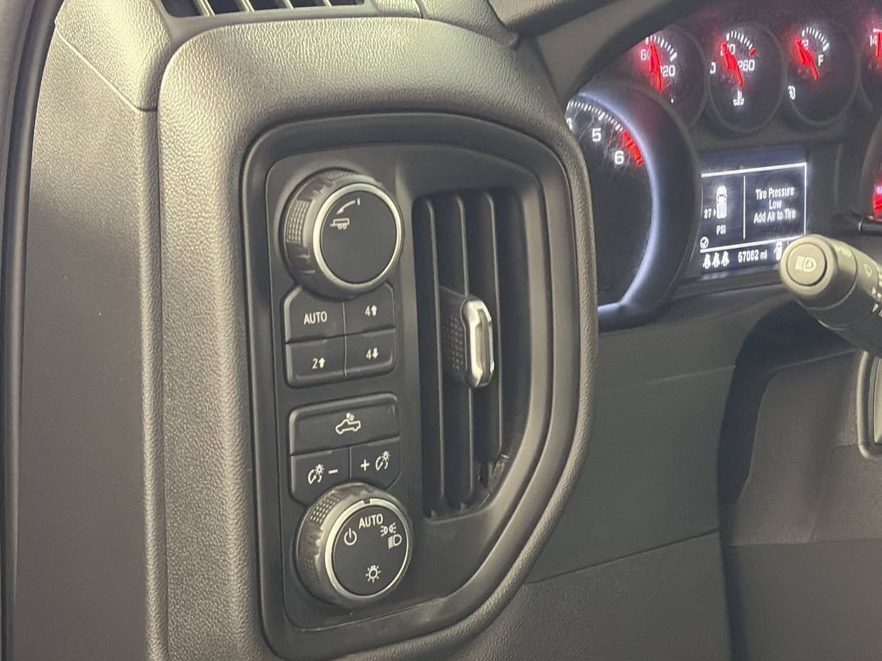 Used 2024 Chevrolet Silverado 1500 Custom Trail Boss AWD/4WD image 12