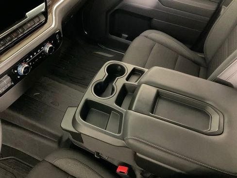 Used 2025 GMC Sierra 1500 Elevation image 21