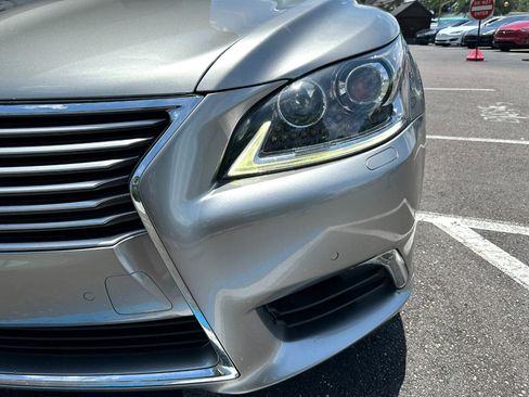 Used 2017 Lexus LS 460 image 6