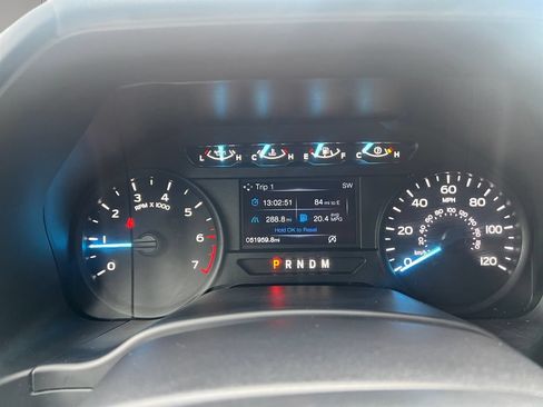 Used 2019 Ford F150 XL w/ Equipment Group 101A Mid AWD/4WD image 14