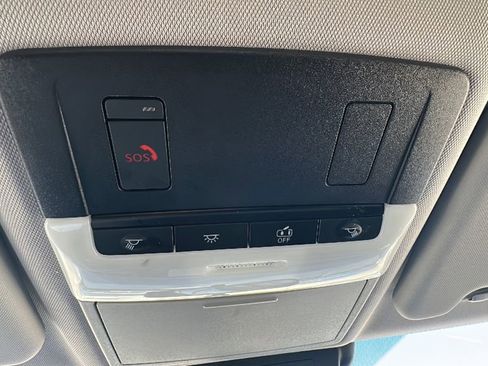 Used 2023 Mitsubishi Outlander SE image 31