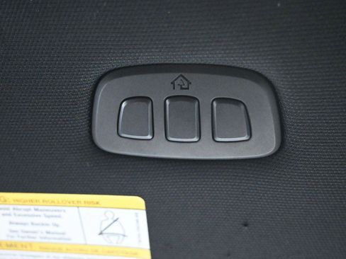 Used 2019 Lincoln Navigator L Reserve w/ Cargo Package image 35