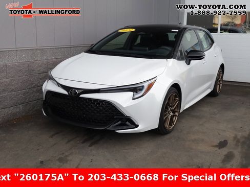 Certified 2024 Toyota Corolla SE image 1