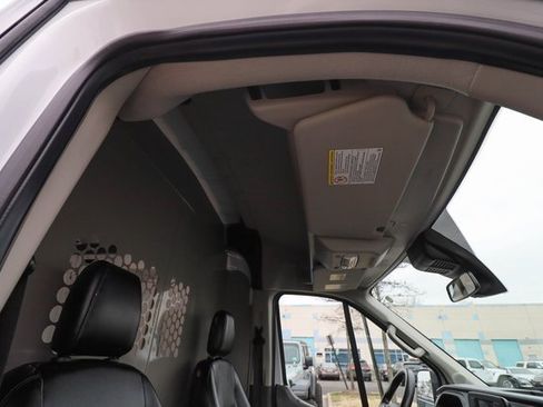 Used 2020 Ford Transit 250 Medium Roof image 46