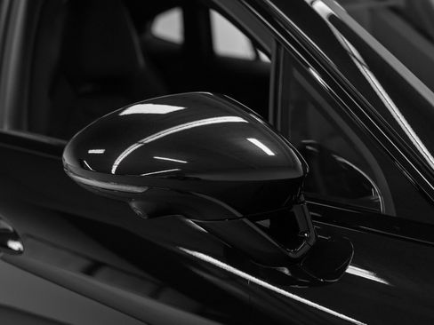 New 2026 Porsche Panamera 4 image 14