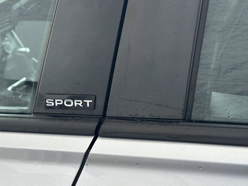 Certified 2023 Volkswagen Jetta Sport image 12