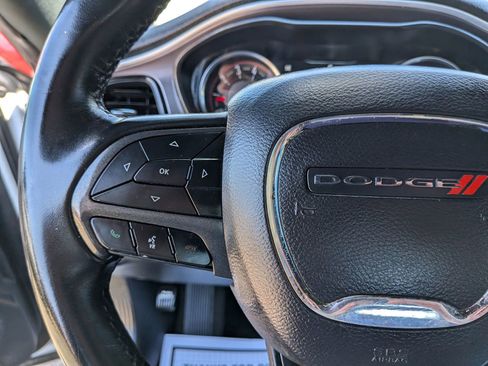 Used 2019 Dodge Challenger SXT AWD/4WD image 35