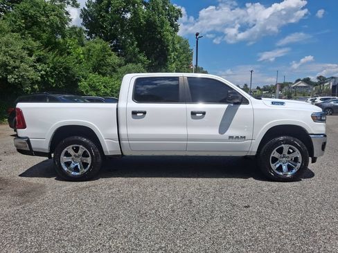 Used 2025 RAM 1500 Big Horn AWD/4WD image 7