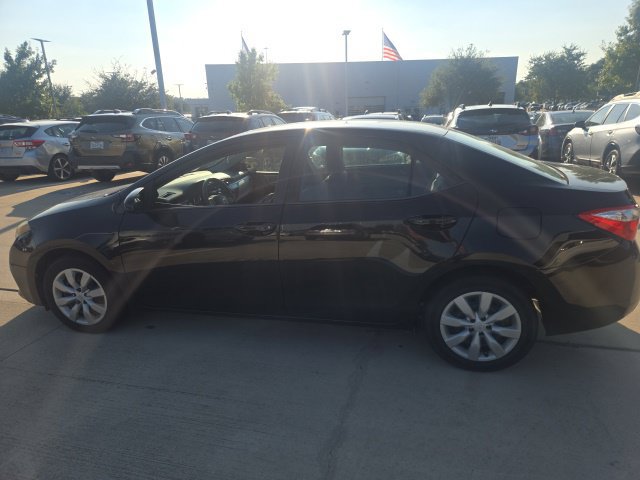 Used 2016 Toyota Corolla LE FWD image 5