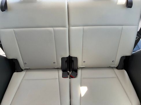 Used 2024 Hyundai Santa Fe Limited FWD image 33