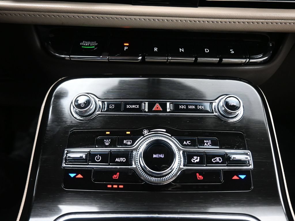 Used 2022 Lincoln Nautilus AWD w/ Premium Package image 21