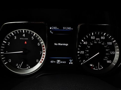 Used 2019 Nissan Titan PRO-4X w/ Pro-4x Convenience Package AWD/4WD image 13