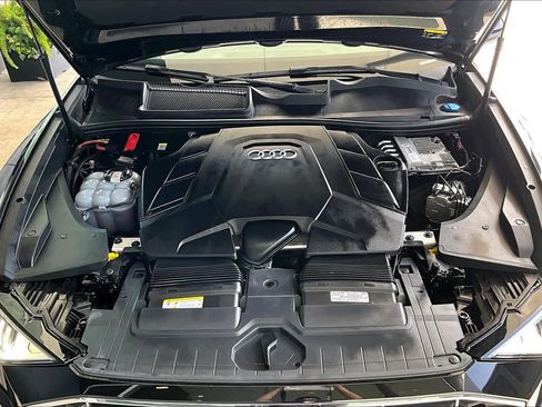 Used 2023 Audi Q8 Premium AWD/4WD image 26