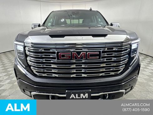 Used 2024 GMC Sierra 1500 Denali AWD/4WD image 3