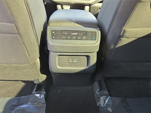 Certified 2024 Nissan Pathfinder SV image 17