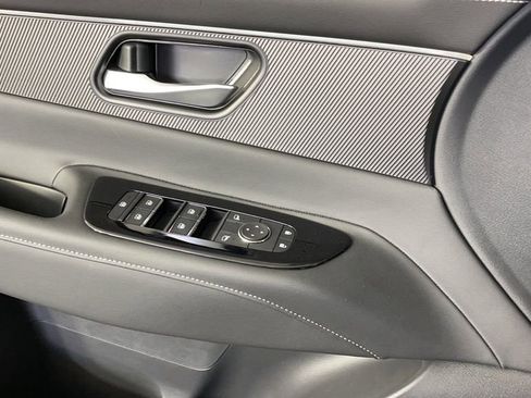 New 2025 Nissan Murano SV image 29