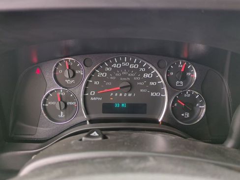 New 2025 GMC Savana 2500 w/ Driver Convenience Package image 4