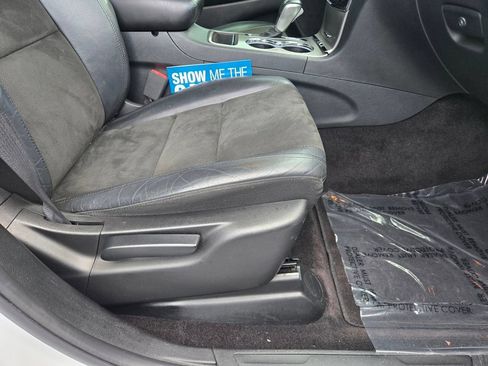 Used 2019 Jeep Grand Cherokee Altitude RWD image 43