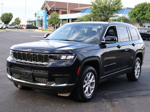 Used 2021 Jeep Grand Cherokee L Limited AWD/4WD image 33