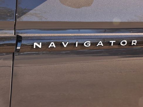 New 2025 Lincoln Navigator Black Label image 49