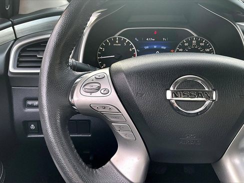 Used 2017 Nissan Murano AWD image 11