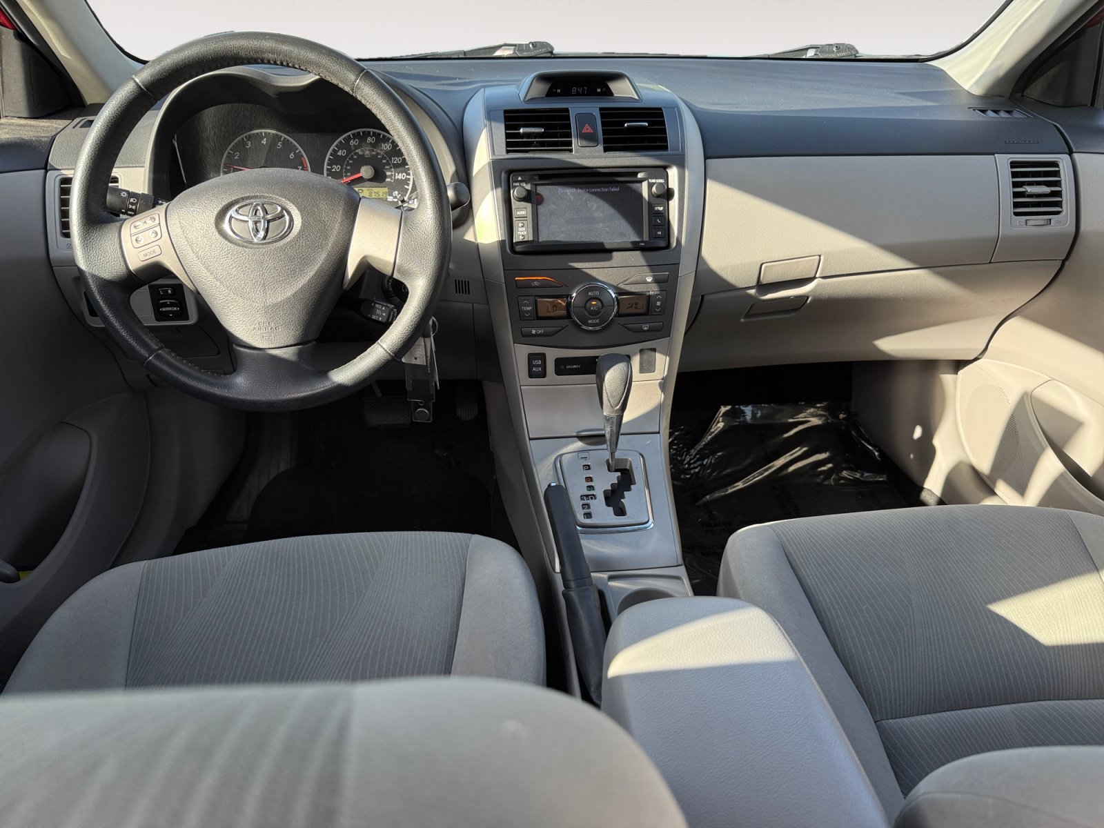 Used 2013 Toyota Corolla LE w/ Premium Pkg FWD image 15