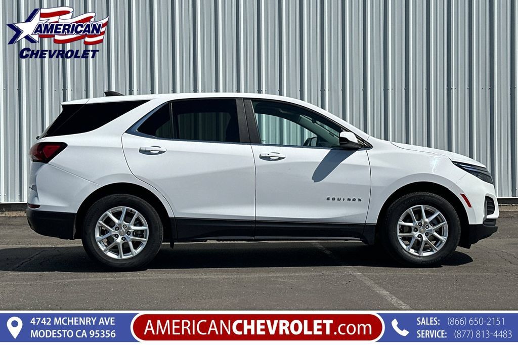 Used 2024 Chevrolet Equinox LT FWD image 3