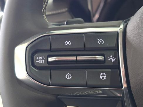 New 2026 GMC Acadia Denali w/ Super Cruise Package image 15