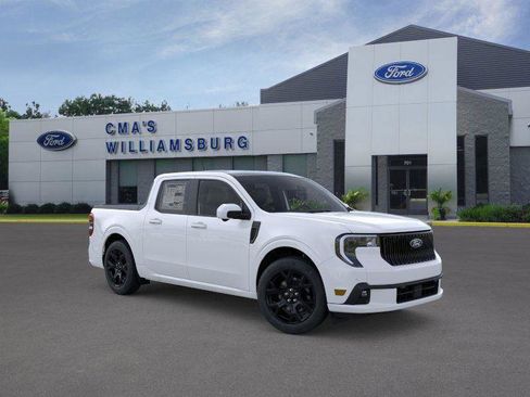 New 2025 Ford Maverick Lobo image 7