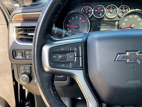 Used 2021 Chevrolet Tahoe Z71 w/ Rear Media and Nav Package AWD/4WD image 24