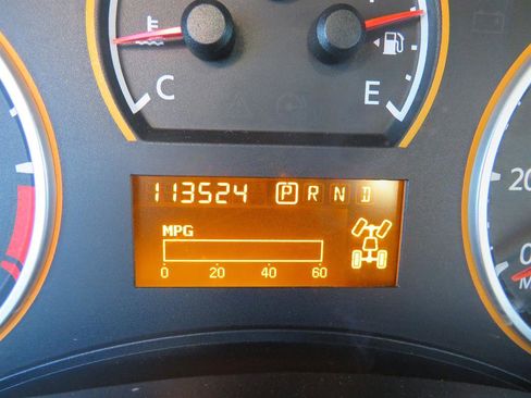 Used 2008 Nissan Titan 4x4 Crew Cab image 16