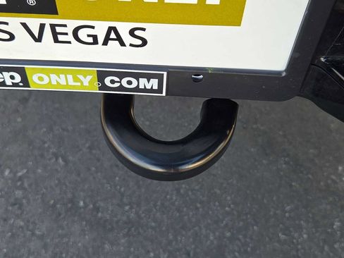 Used 2021 Jeep Wrangler Unlimited Sahara image 37